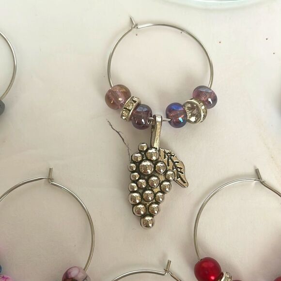 WINE GLASS JEWELS, Set of 6 - Picture 6 of 8